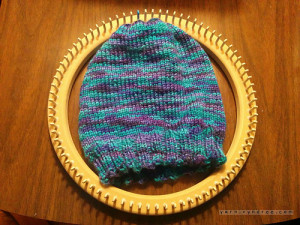 Basic Loom Knit Hat (loom knitting)