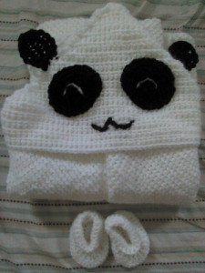 Hooded Panda Blanket & Baby Booties (crochet)